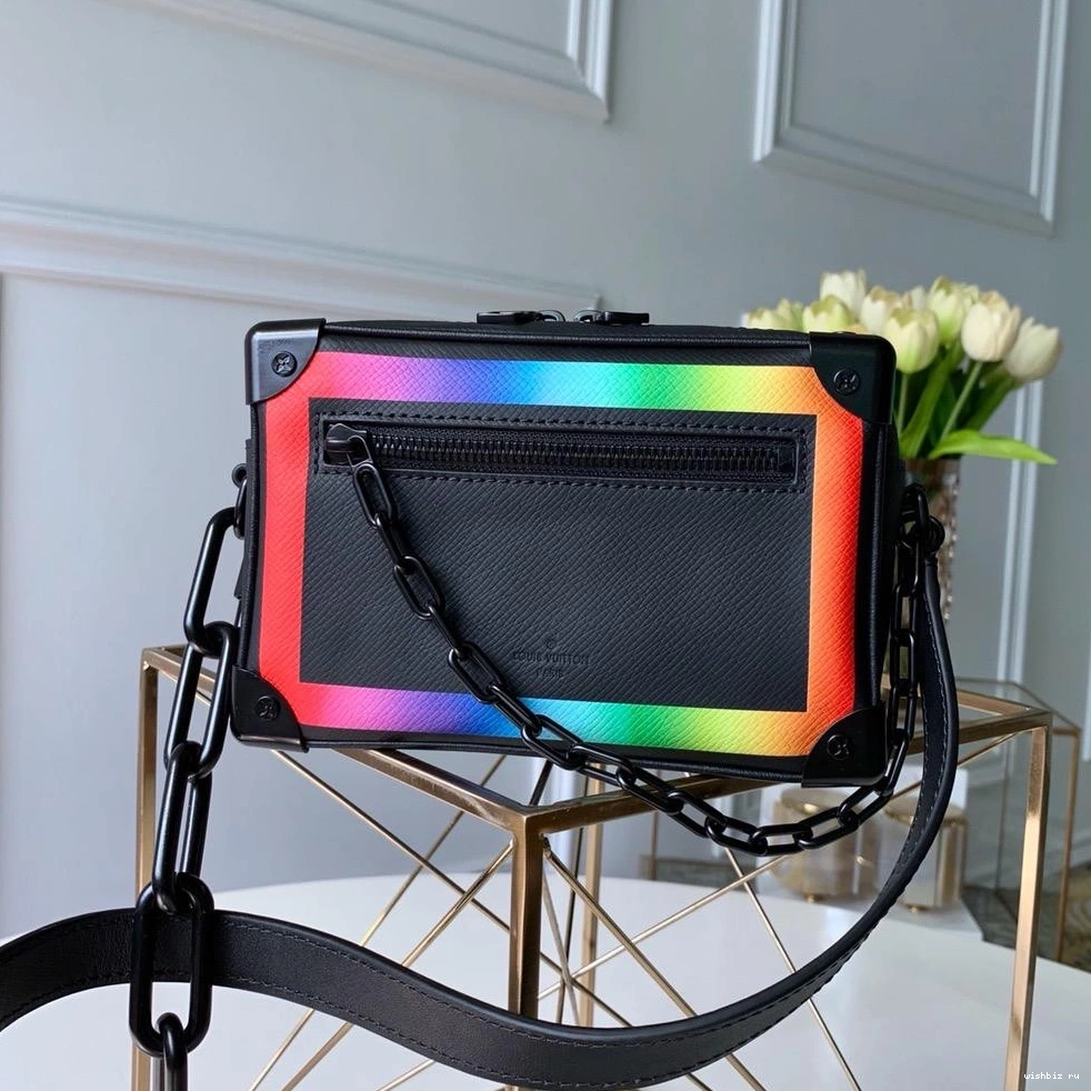 WIS Vuitton SOFT Louis MINI TRUNK 0224